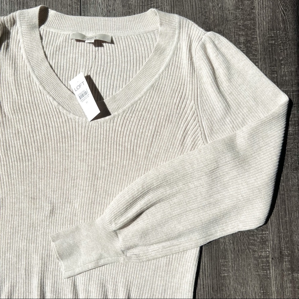 NWT! Loft | Ribbed Scoop Neck Off-White / Cream Sweater
